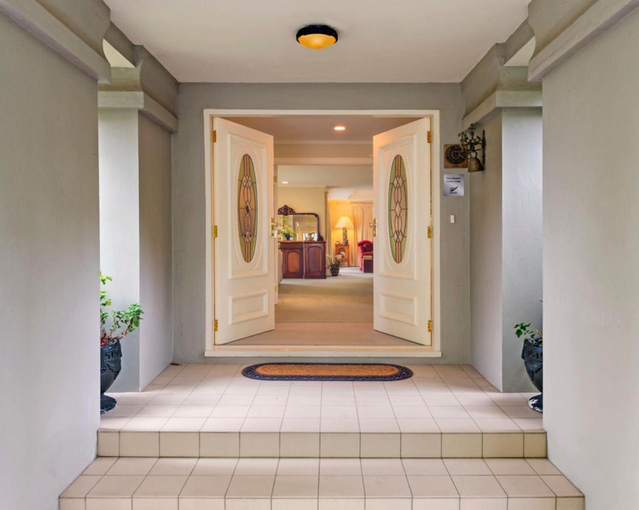 Greenmantle Estate Hotel Paraparaumu Extérieur photo