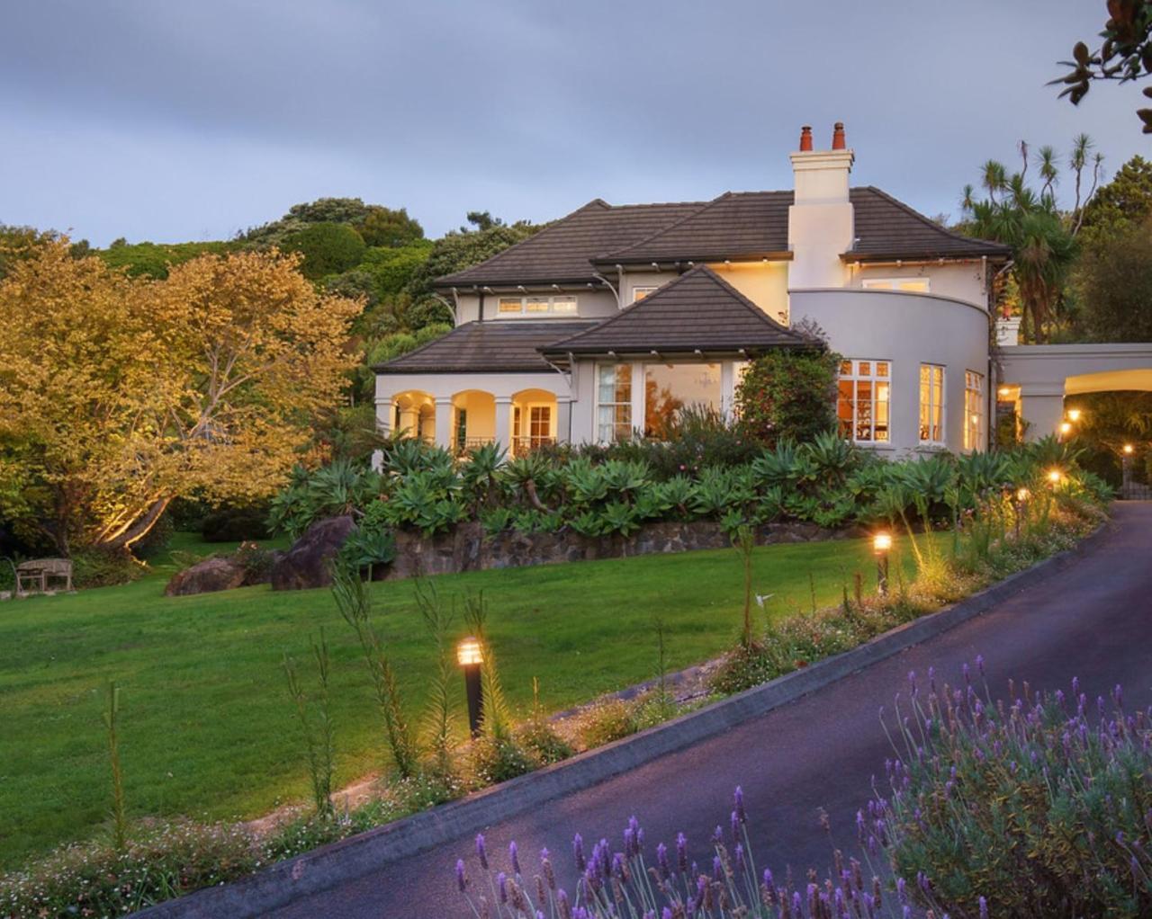 Greenmantle Estate Hotel Paraparaumu Extérieur photo