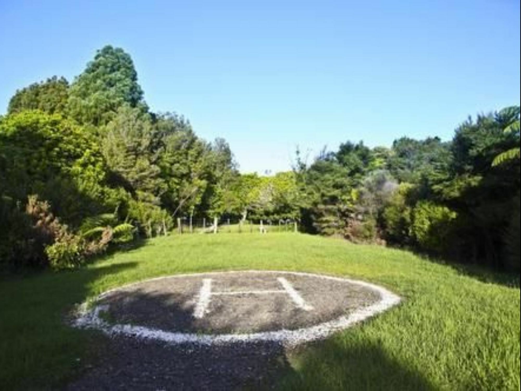Greenmantle Estate Hotel Paraparaumu Extérieur photo