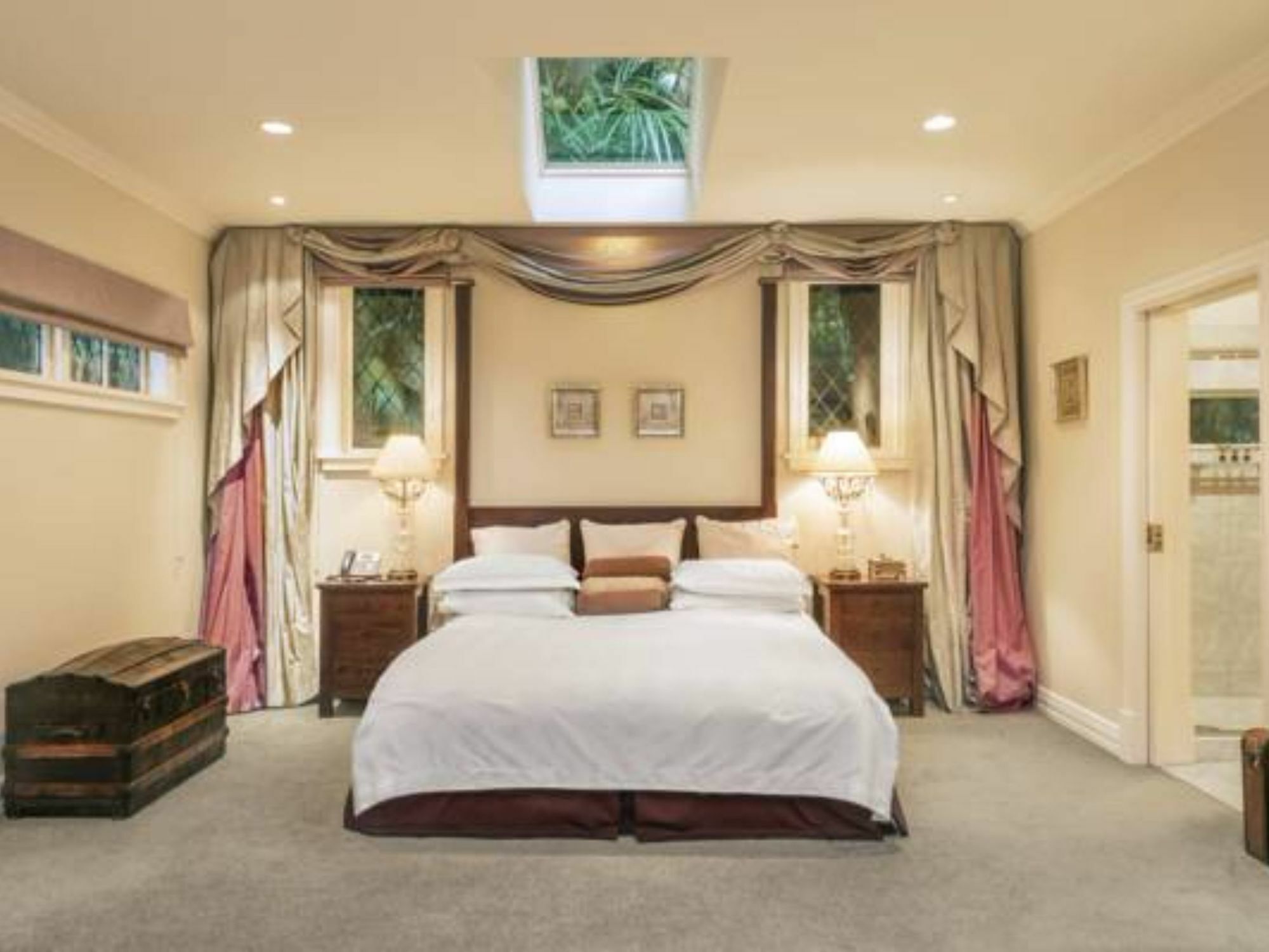 Greenmantle Estate Hotel Paraparaumu Extérieur photo